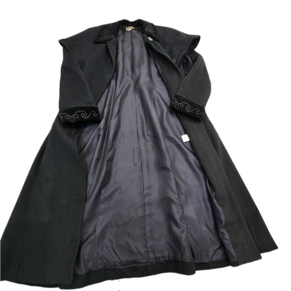 Vintage Lorovi Petites Black Wool Coat,Velvet Collar Women's 6 - Picture 4 of 9